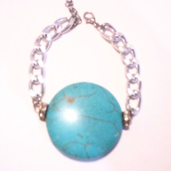 Silver Tone Large Howlite Stone Bracelet - Picture 1 of 4